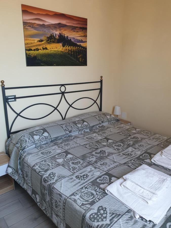 Casa Vacanze L'Oliveta Siena Ngoại thất bức ảnh