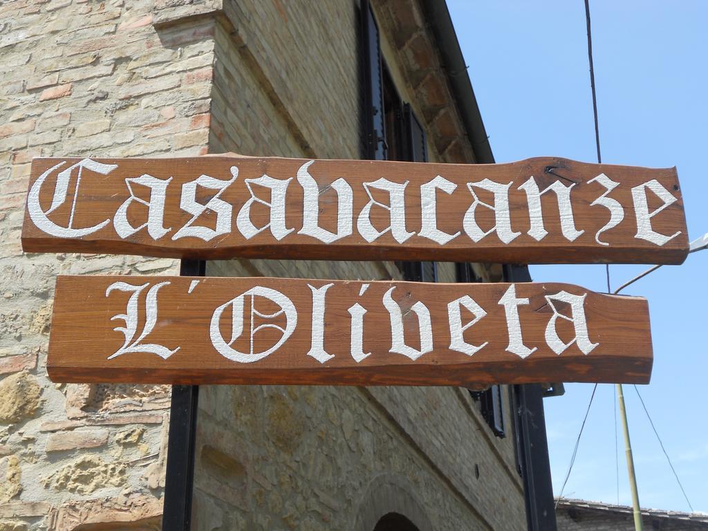 Casa Vacanze L'Oliveta Siena Ngoại thất bức ảnh