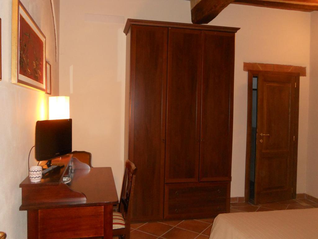 Casa Vacanze L'Oliveta Siena Ngoại thất bức ảnh