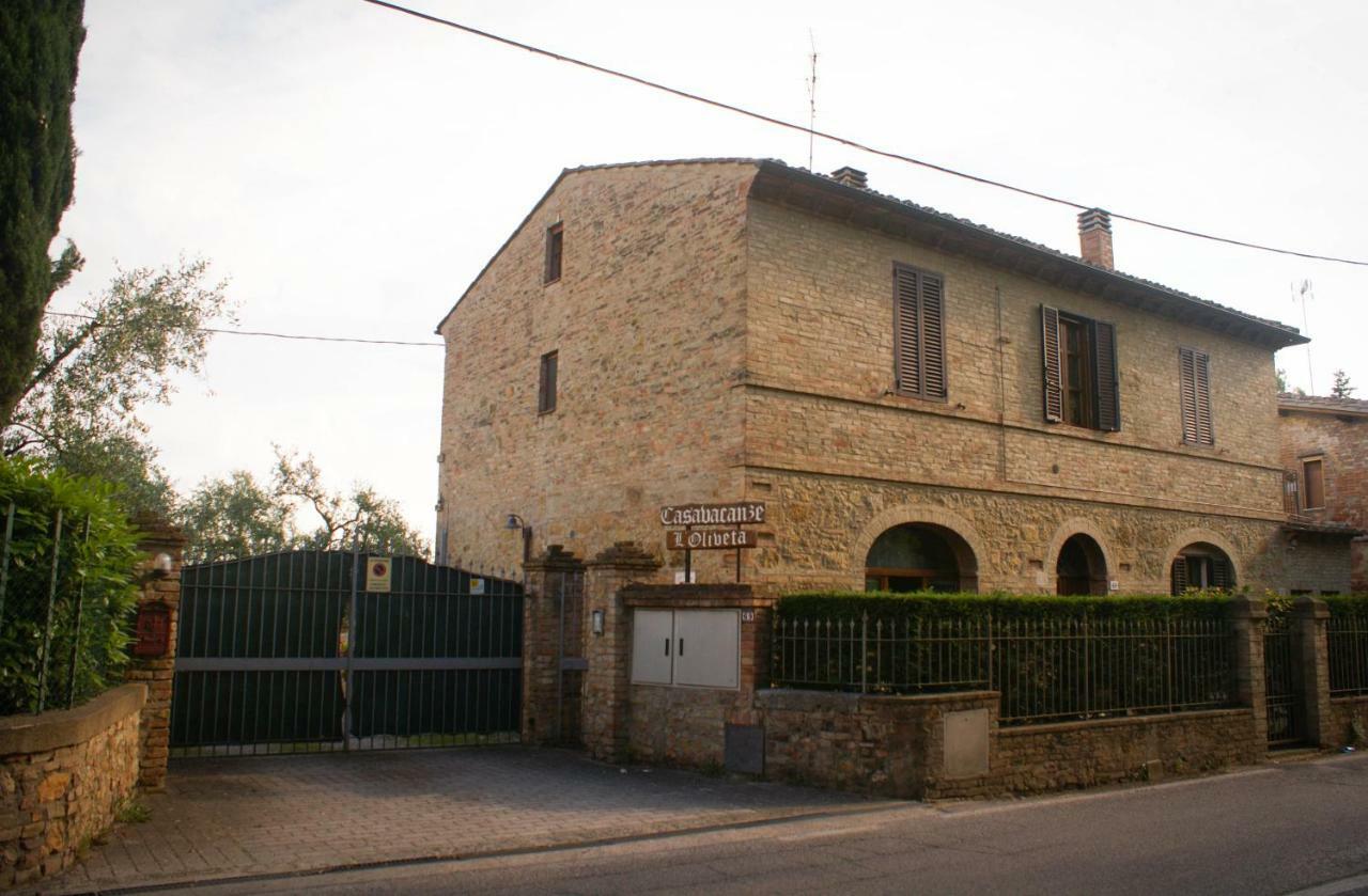 Casa Vacanze L'Oliveta Siena Ngoại thất bức ảnh